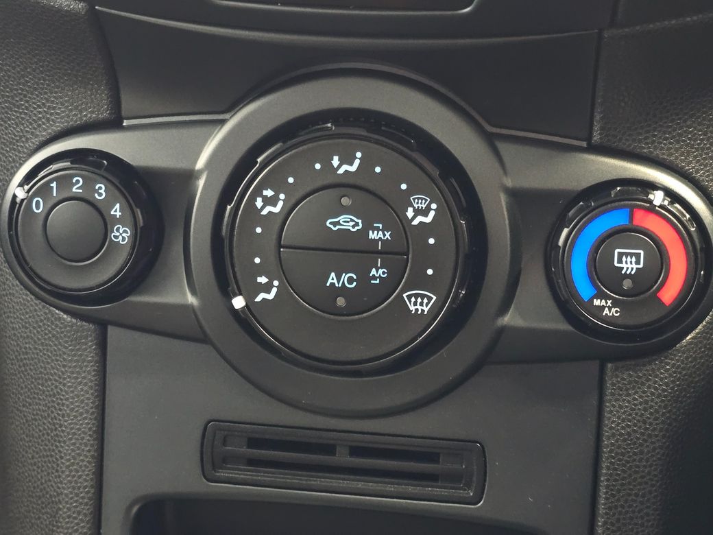 2015 Ford Fiesta