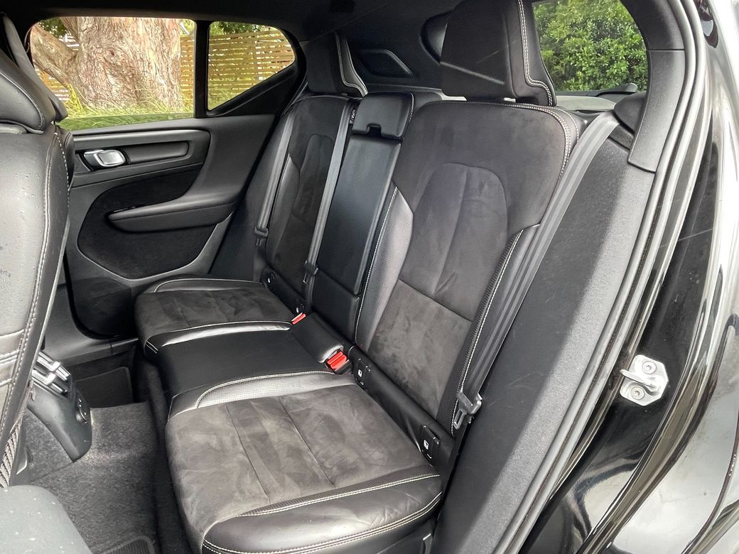 2020 Volvo XC40
