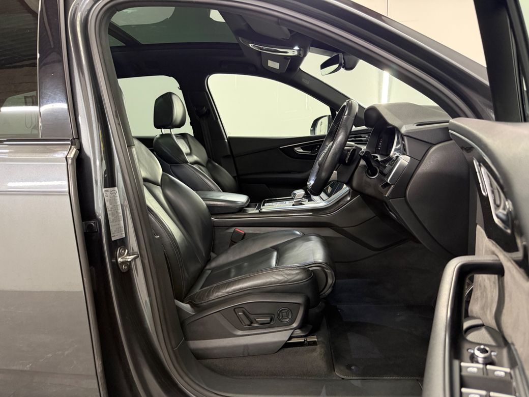 2020 Audi Q7