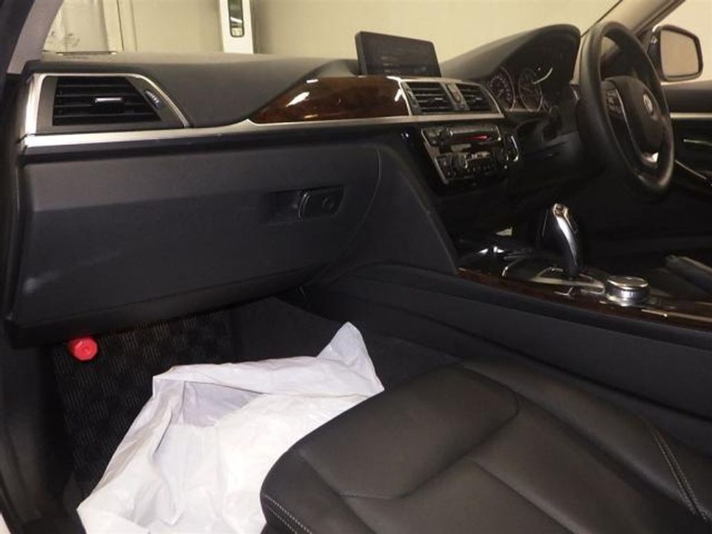 2017 BMW 3 Series