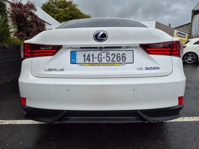 2014 Lexus IS 300h