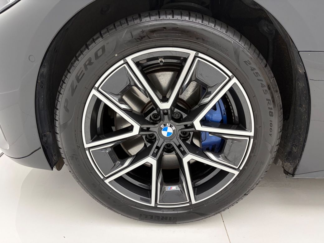 2025 BMW i4