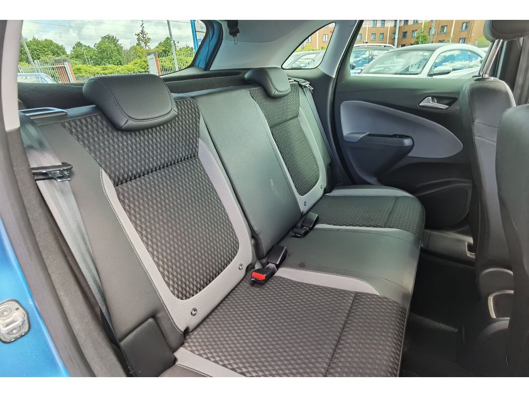 2021 Opel Crossland X