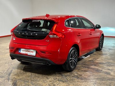 2019 Volvo V40