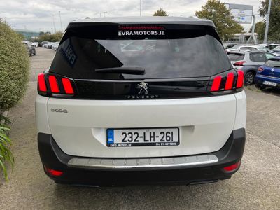 2023 Peugeot 5008