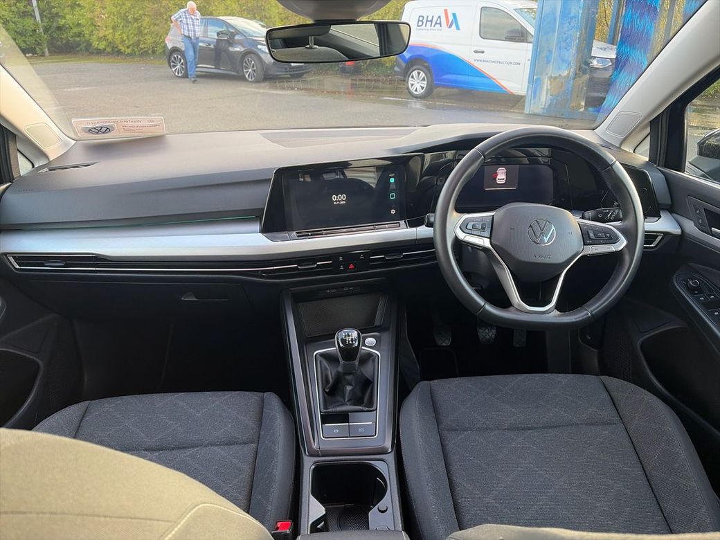 2024 Volkswagen Golf