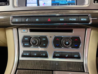 2015 Jaguar XF