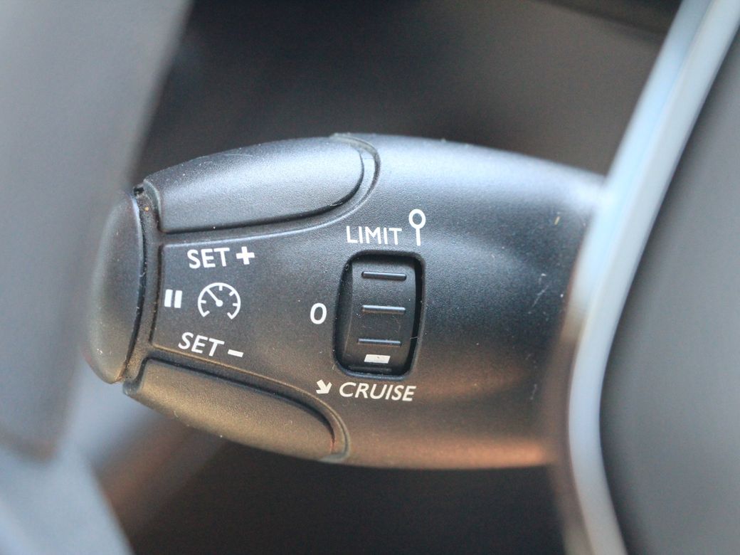 2023 Peugeot Partner