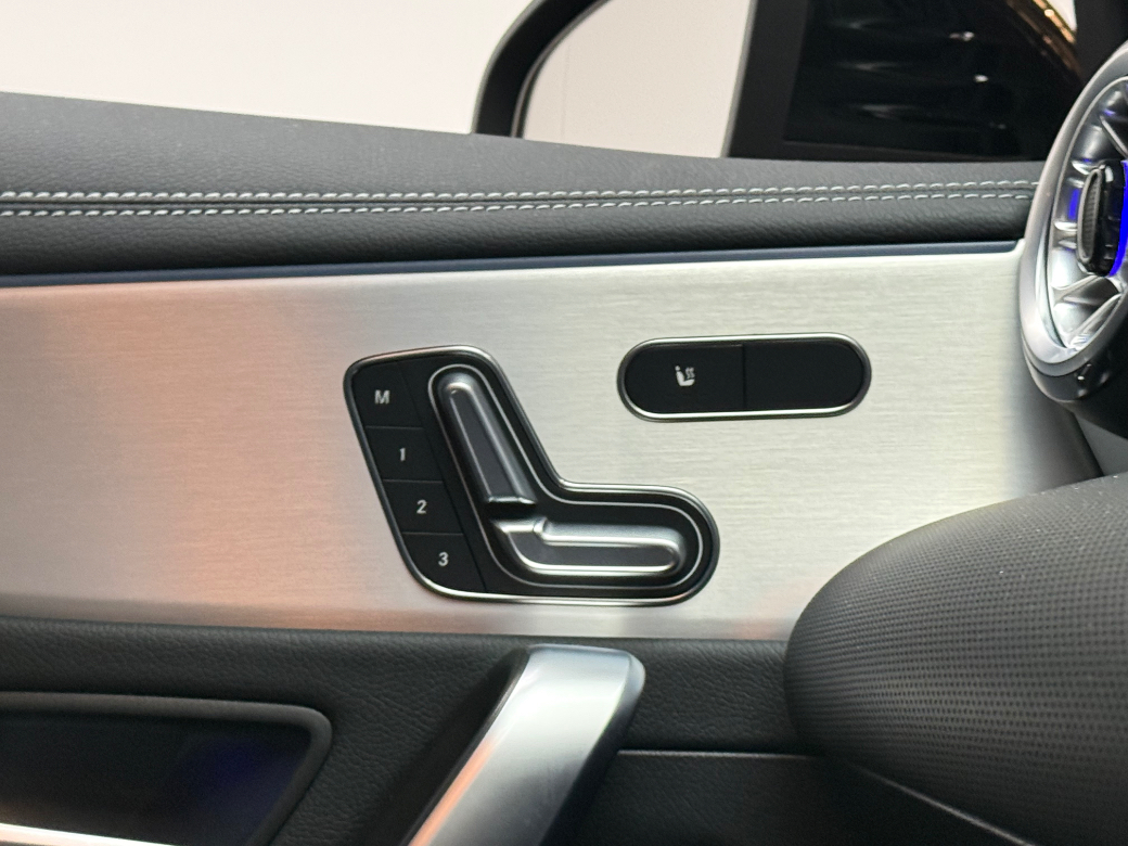 2025 Mercedes-Benz CLA Class