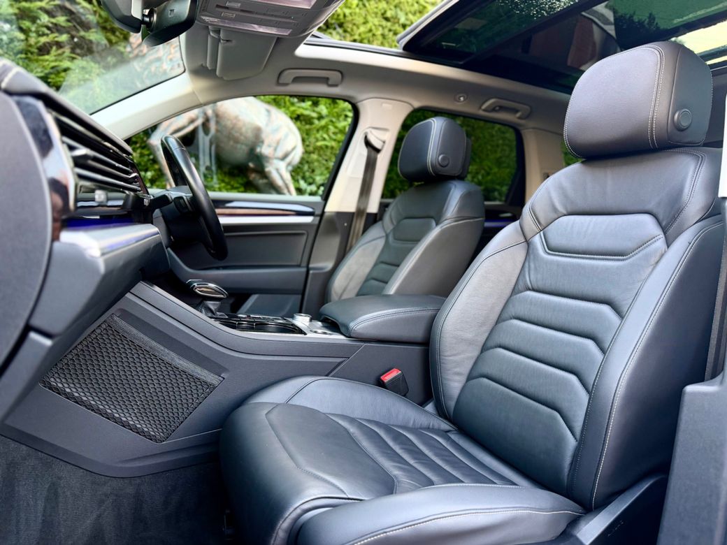 2018 Volkswagen Touareg