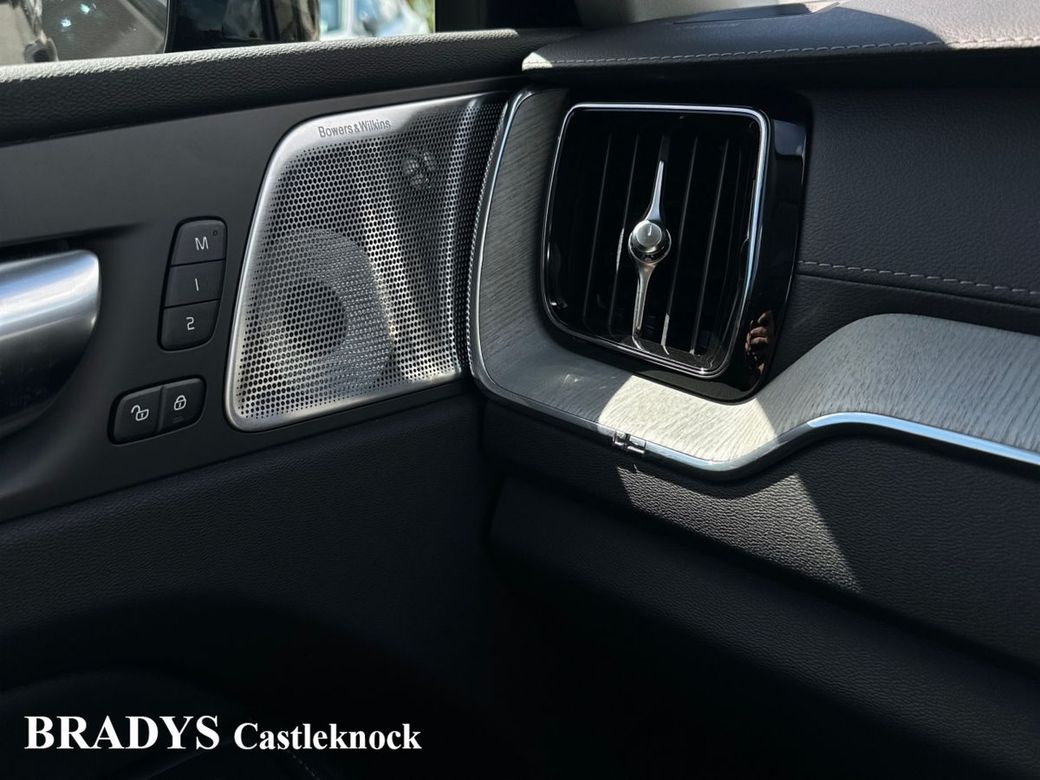 2025 Volvo XC60