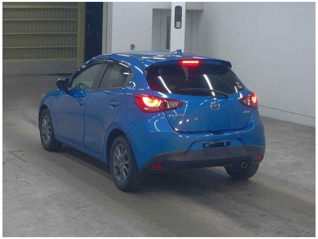 2017 Mazda Demio