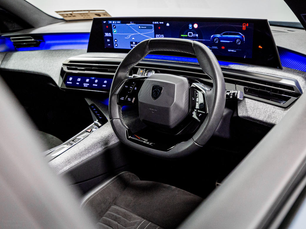 2025 Peugeot 5008