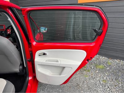 2013 Volkswagen up!