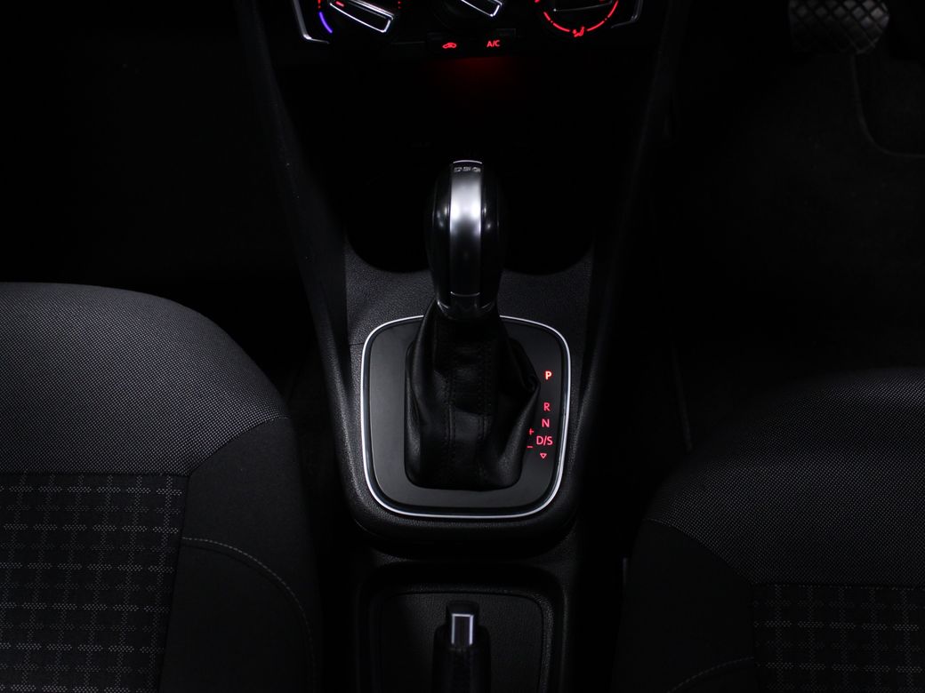 2017 Volkswagen Polo