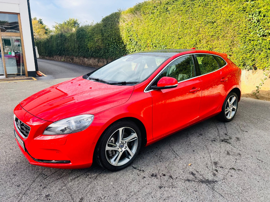 2015 Volvo V40