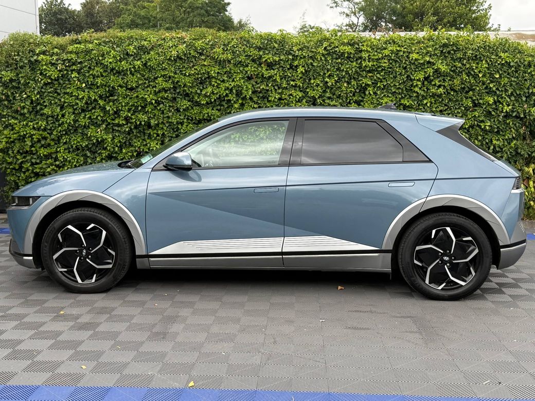 2024 Hyundai Ioniq