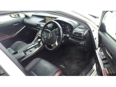 2018 Lexus IS 300h
