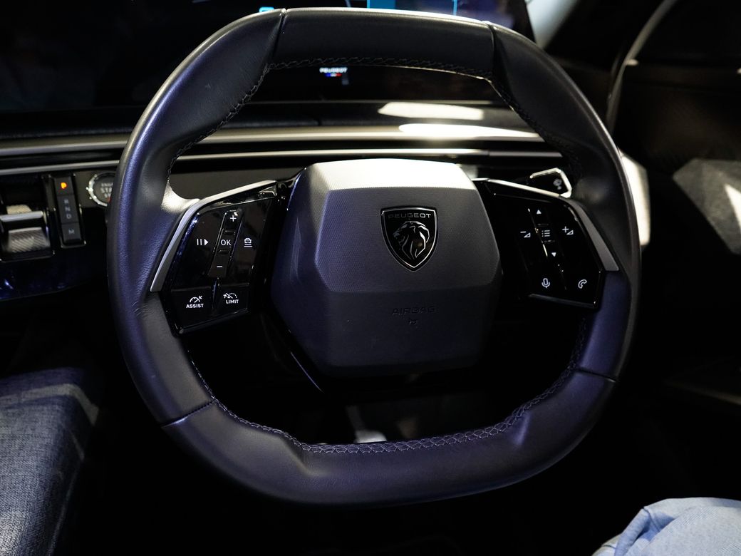 2025 Peugeot 3008