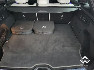 2023 Mercedes-Benz GLC Class