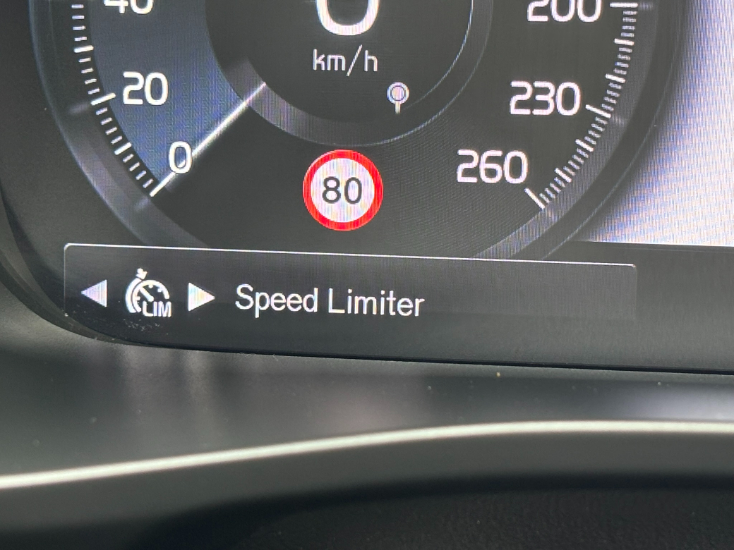 2020 Volvo XC40