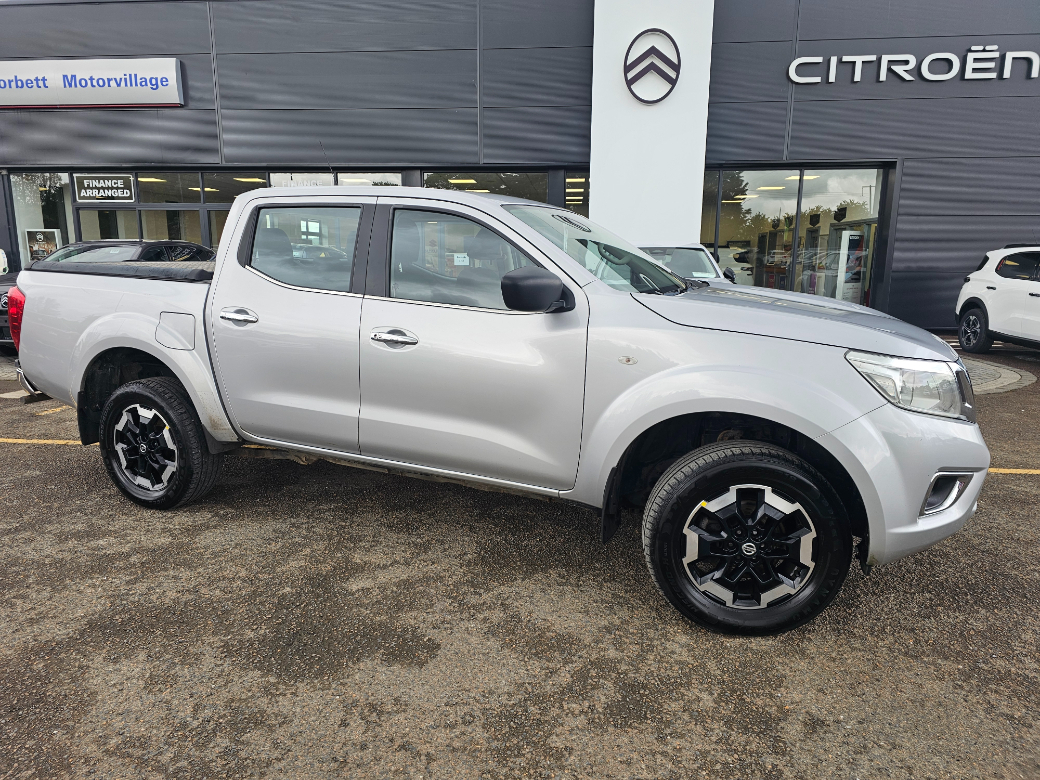 2020 Nissan Navara
