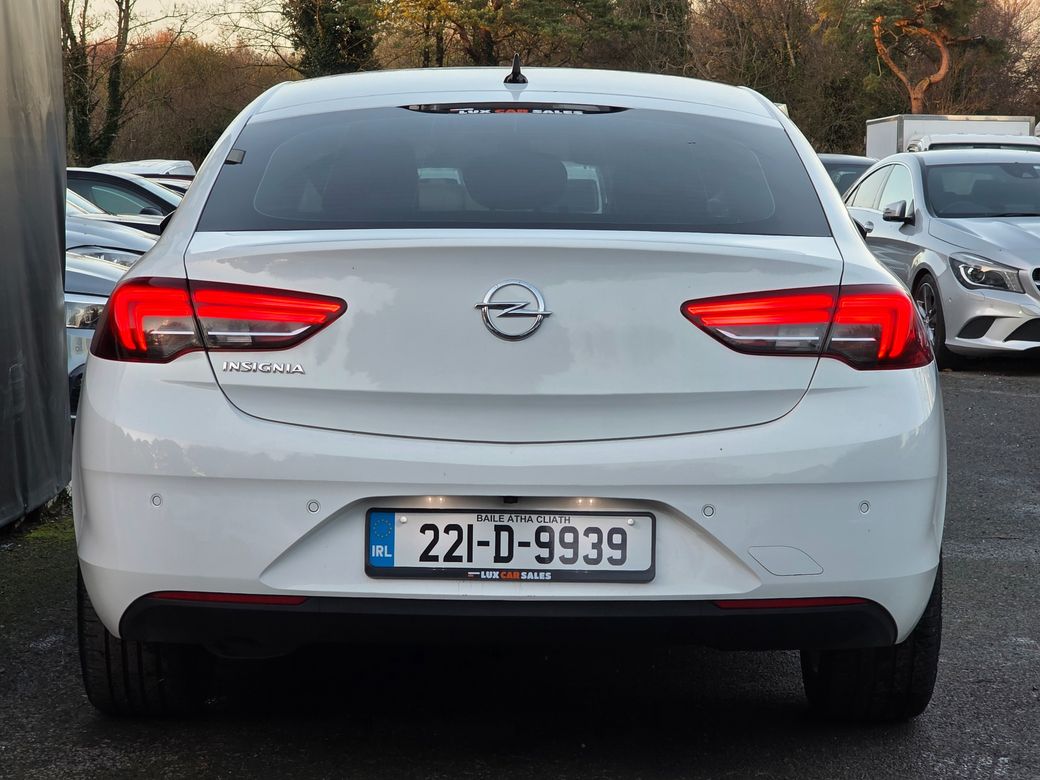 2022 Opel Insignia