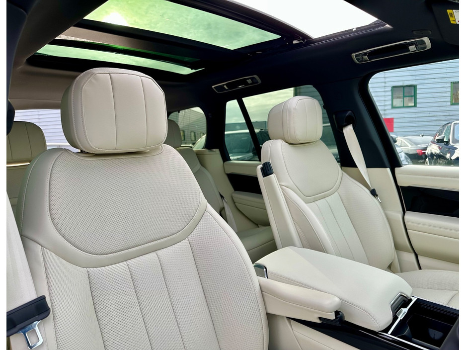 2026 Land Rover Range Rover