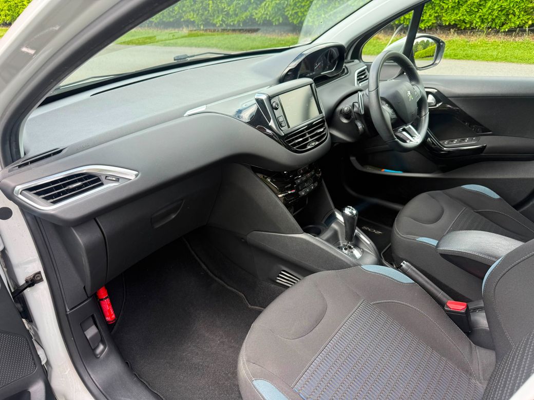 2014 Peugeot 208