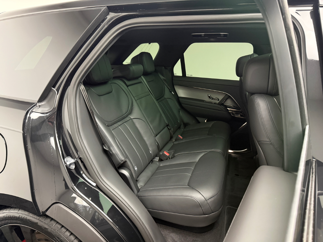 2026 Land Rover Range Rover Sport