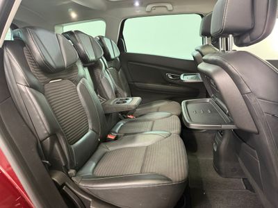 2021 Renault Grand Scenic