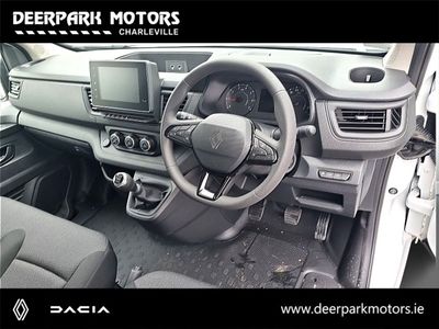 2025 Renault Trafic