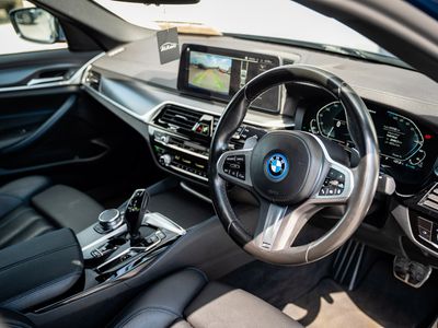 2022 BMW 5 Series