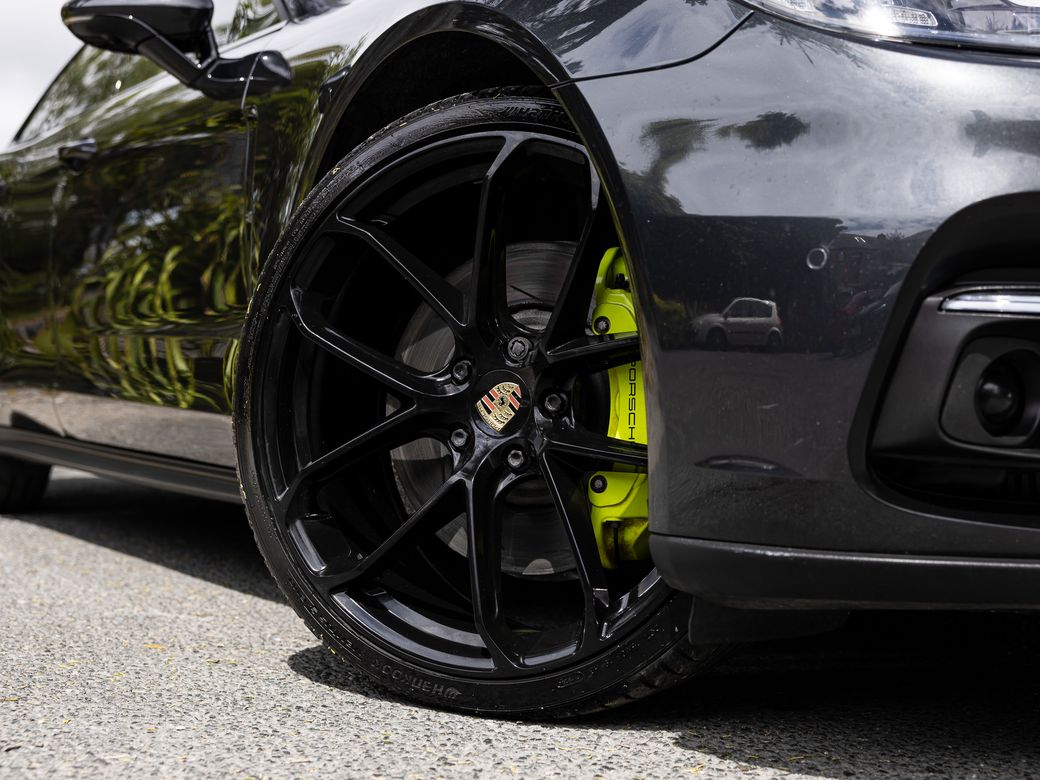 2019 Porsche Panamera