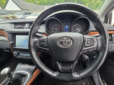 2016 Toyota Avensis