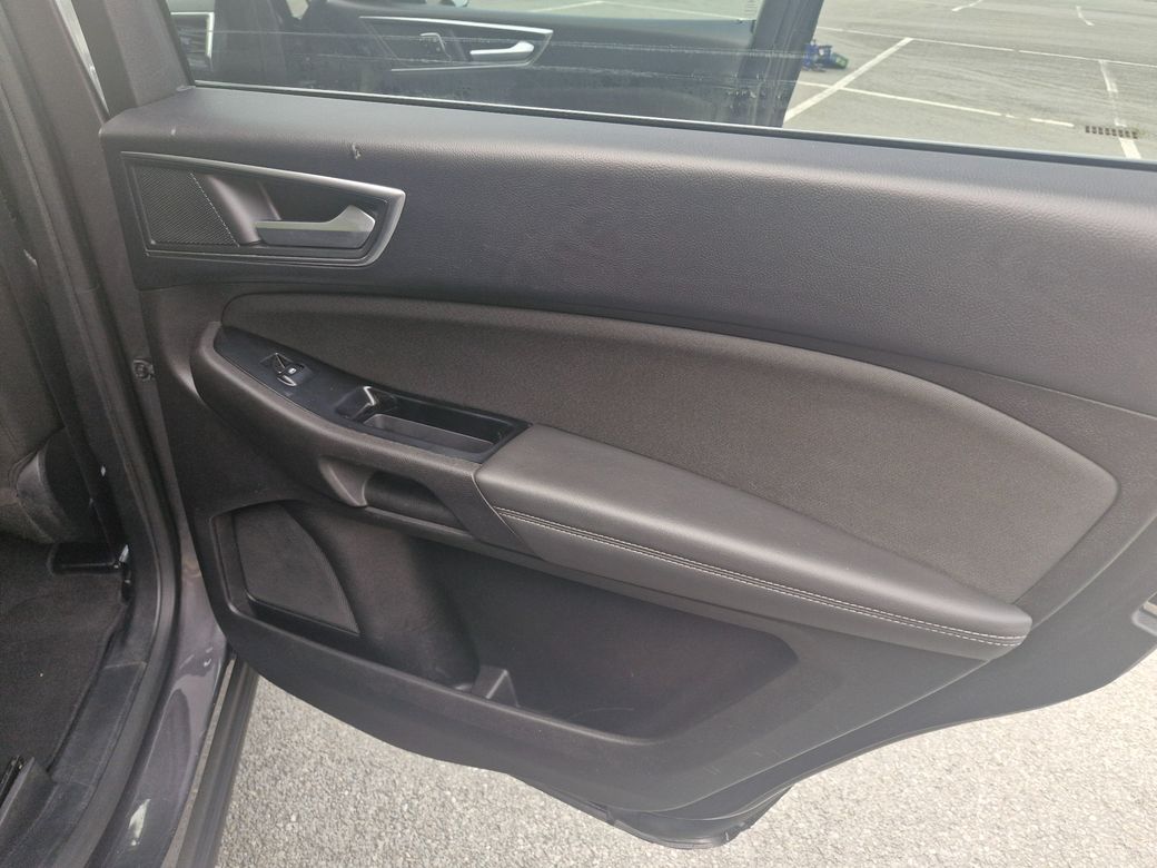 2017 Ford Galaxy