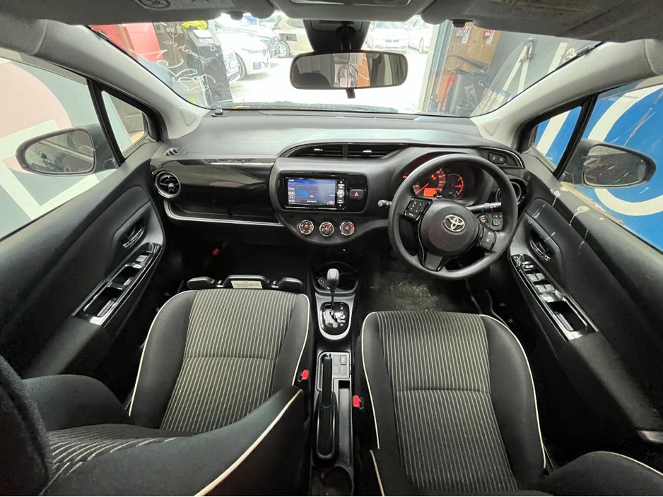2017 Toyota Vitz