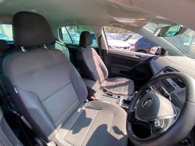2017 Volkswagen Golf