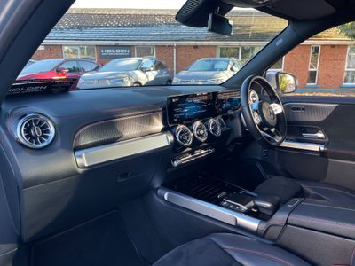 2022 Mercedes-Benz EQB