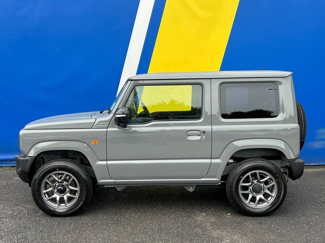 2025 Suzuki Jimny