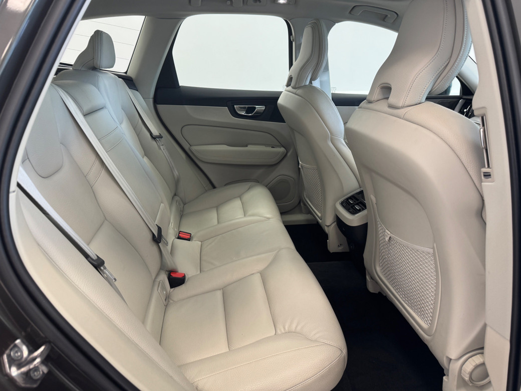 2021 Volvo XC60