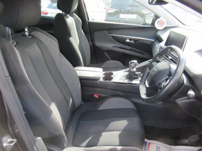 2022 Peugeot 3008