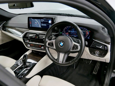 2021 BMW 5 Series