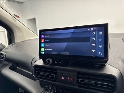 2026 Peugeot Partner