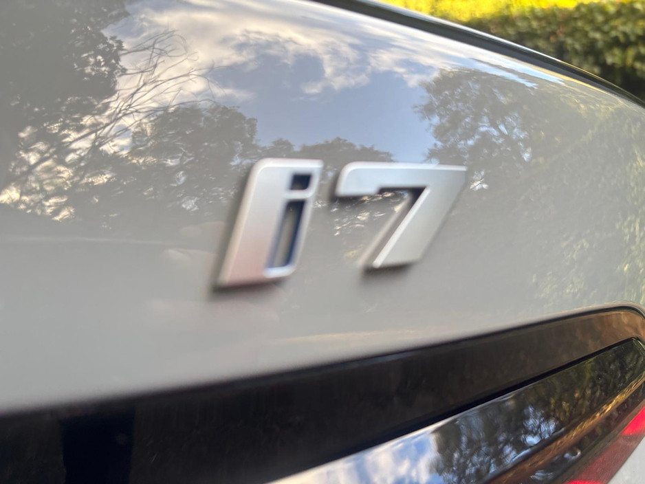 2024 BMW i7