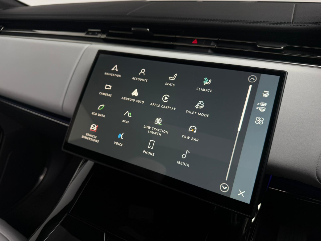 2025 Land Rover Range Rover Sport