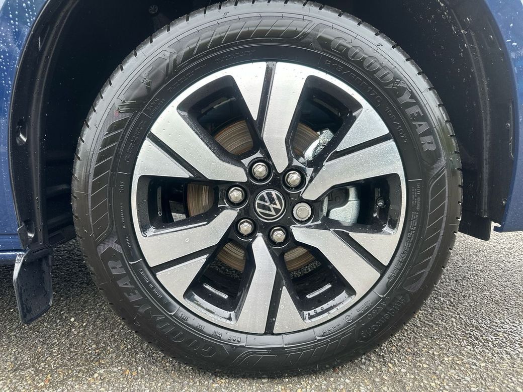 2025 Volkswagen Transporter