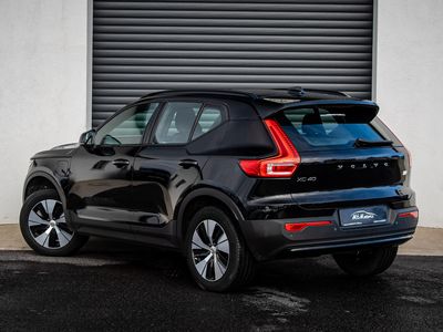 2022 Volvo XC40
