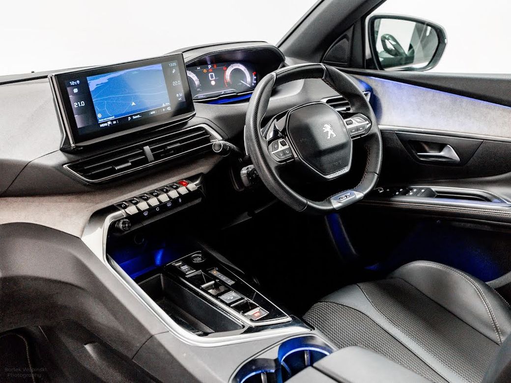 2023 Peugeot 5008