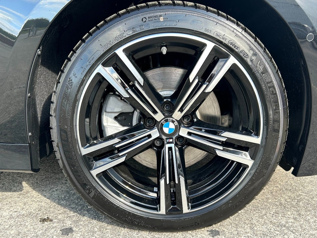 2025 BMW 330